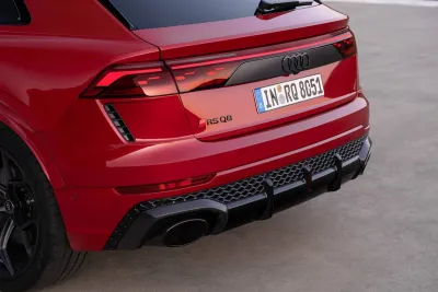 RS Q8